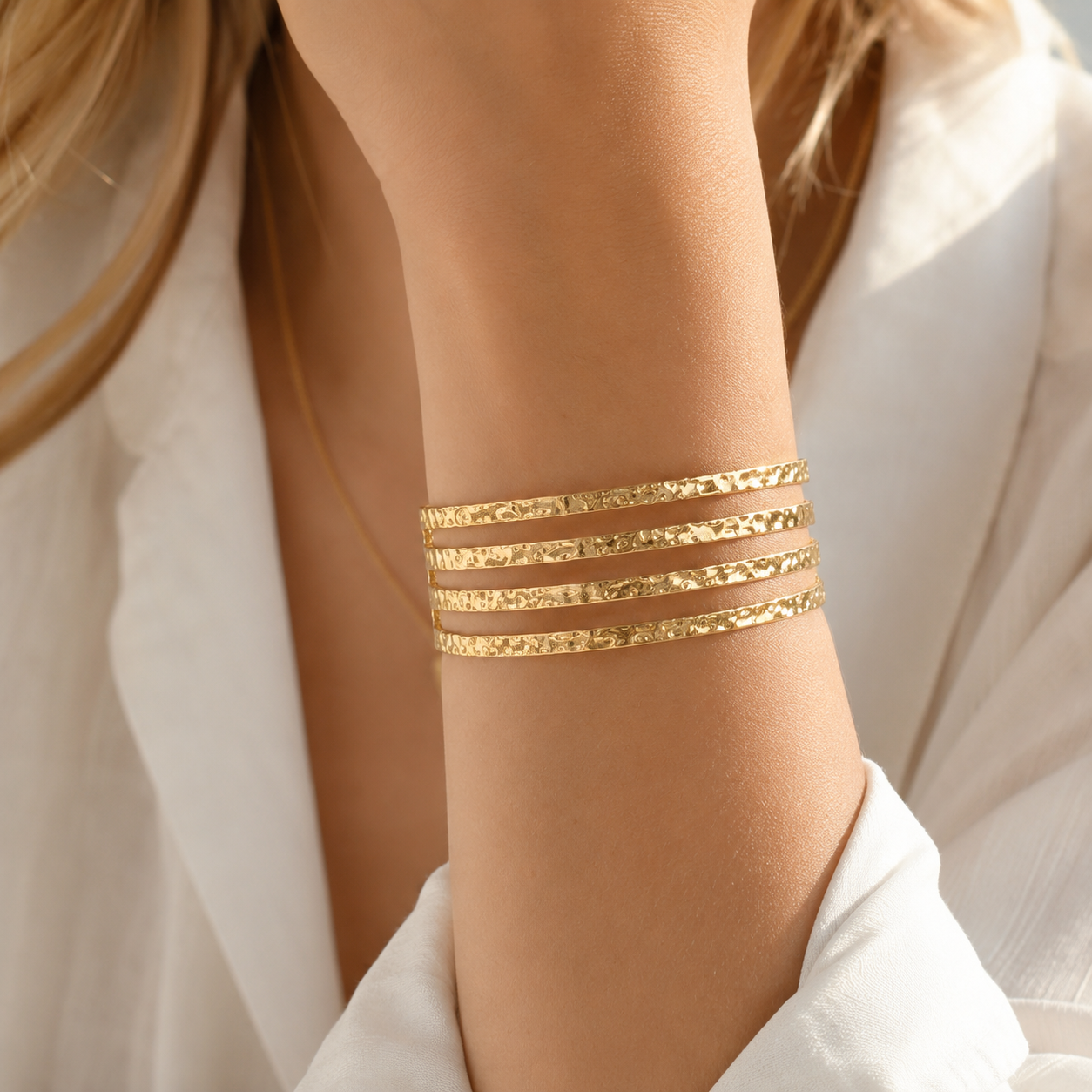 18K Gold Plated Hammered Cuff Bracelet Bangle – Waterproof & Hypoallergenic Stainless Steel