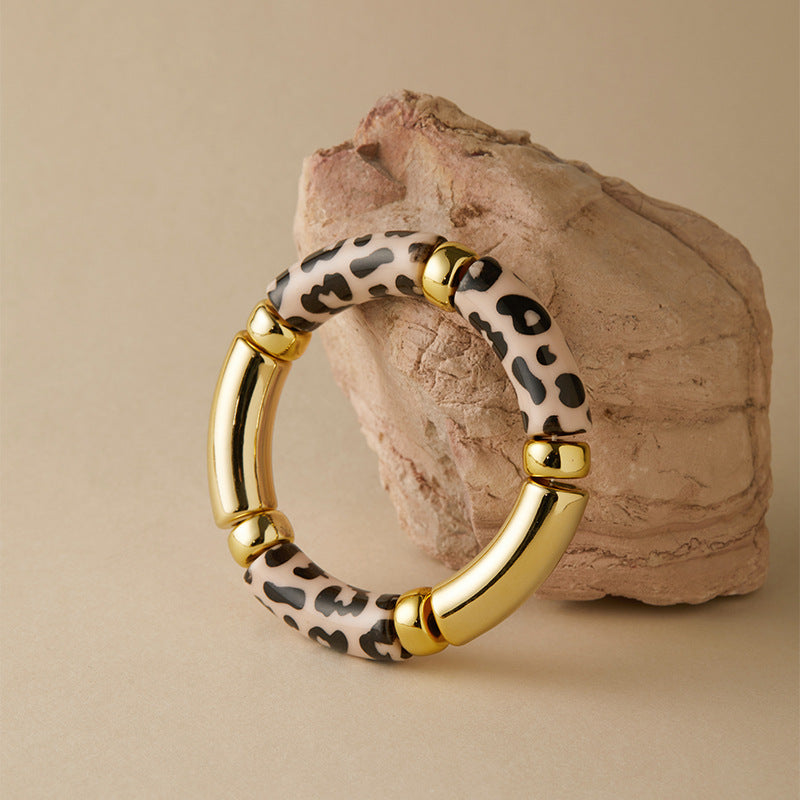 Colorful acrylic stretch bracelet