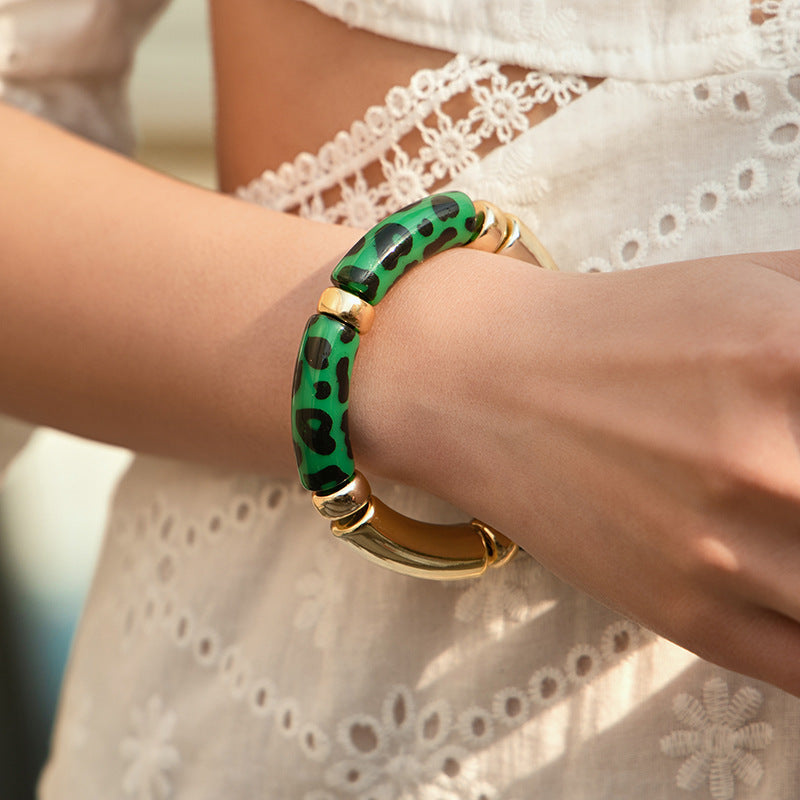 Colorful acrylic stretch bracelet