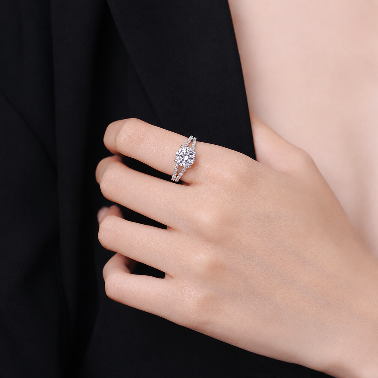 Elegant 925 Sterling Silver 3 Carat Zirconia Ring – 9mm Statement Engagement Ring