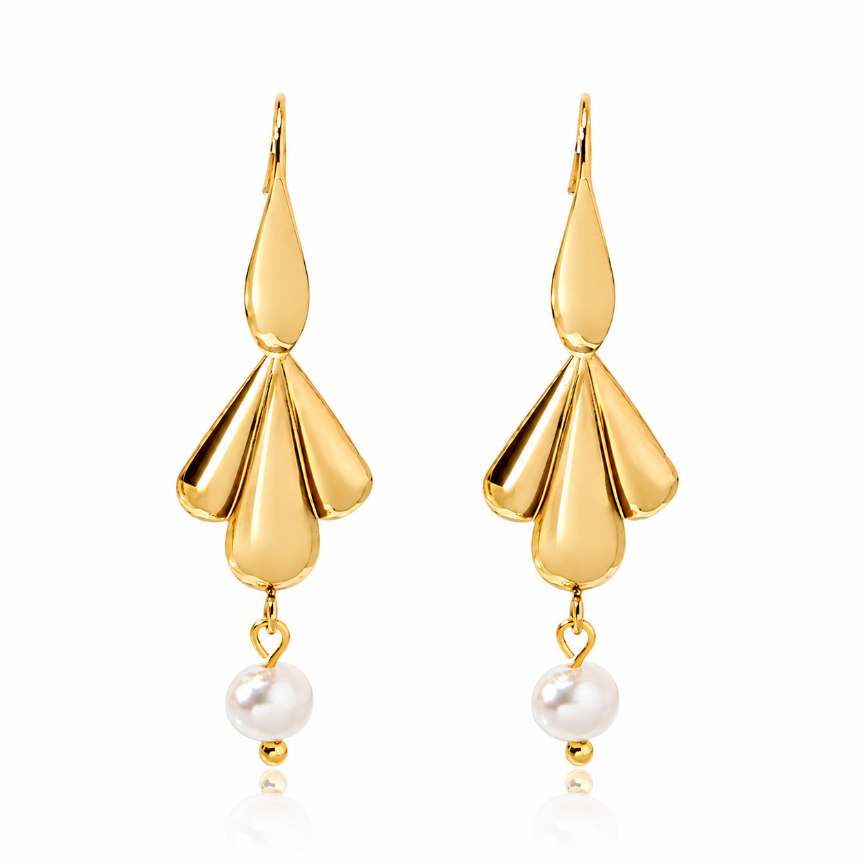 Stainless Steel 18K Gold-Plated Shell Pearl Petal Drop Earring Waterproof and Hypoallergenic