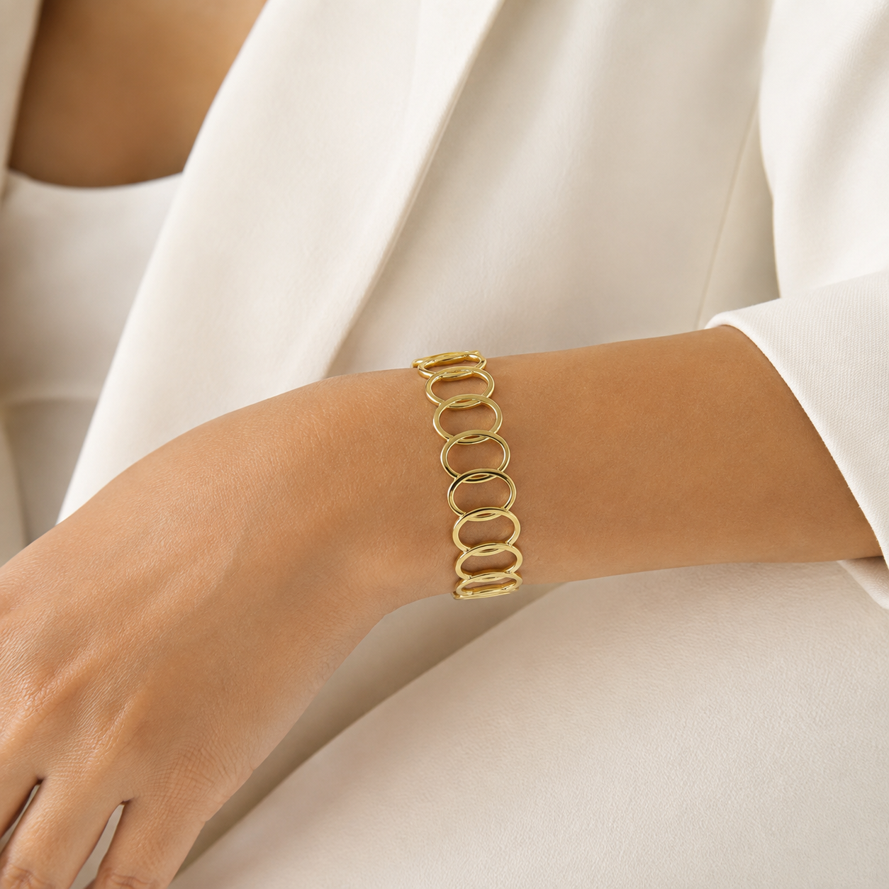 18K Gold Plated Stainless Steel Oval Link Cuff Bracelet Bangle – Waterproof, Tarnish-Resistant & Hypoallergenic