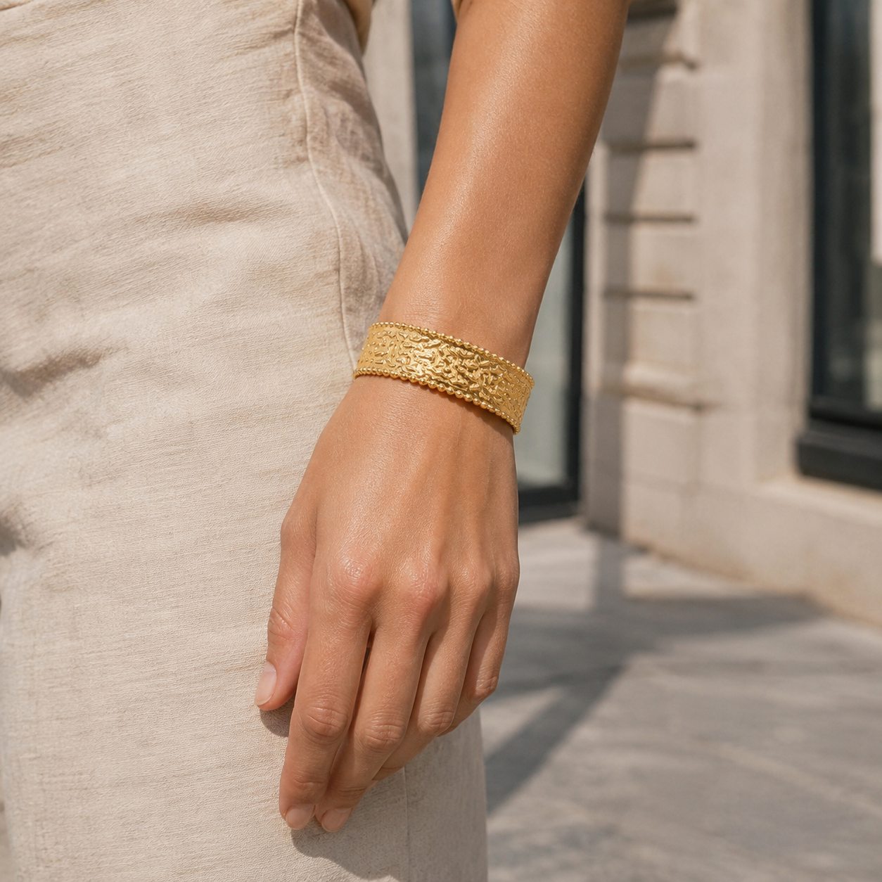 Waterproof 18K Gold Plated Stainless Steel Textured Open Cuff Bracelet – Tarnish Resistant & Hypoallergenic