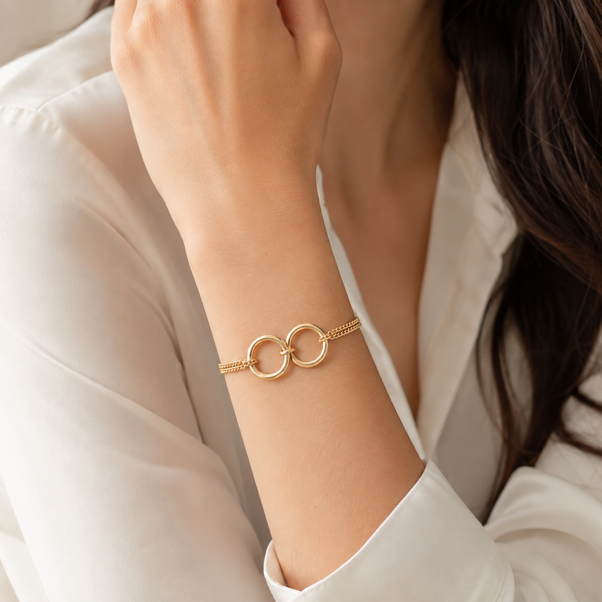 Stainless Steel 18K Gold-Plated Linked Circle Bracelet